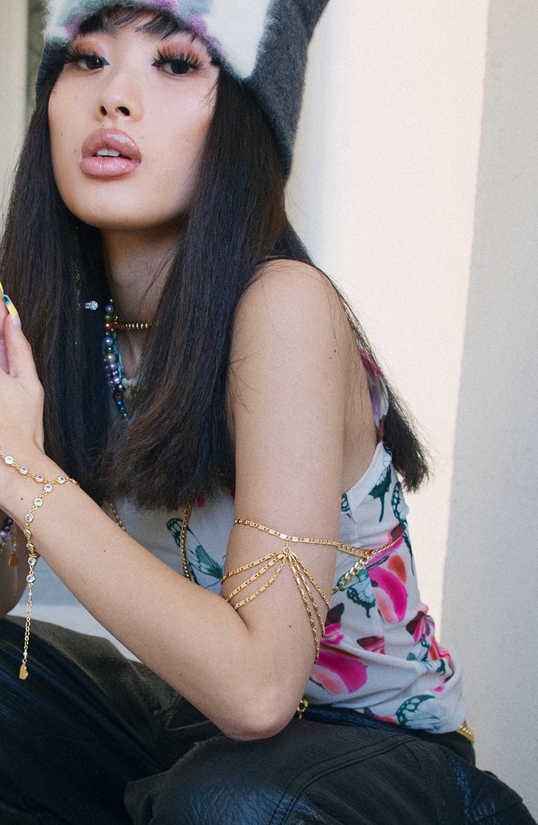 VIDAKUSH Arm Chain, Alternate, color, Gold