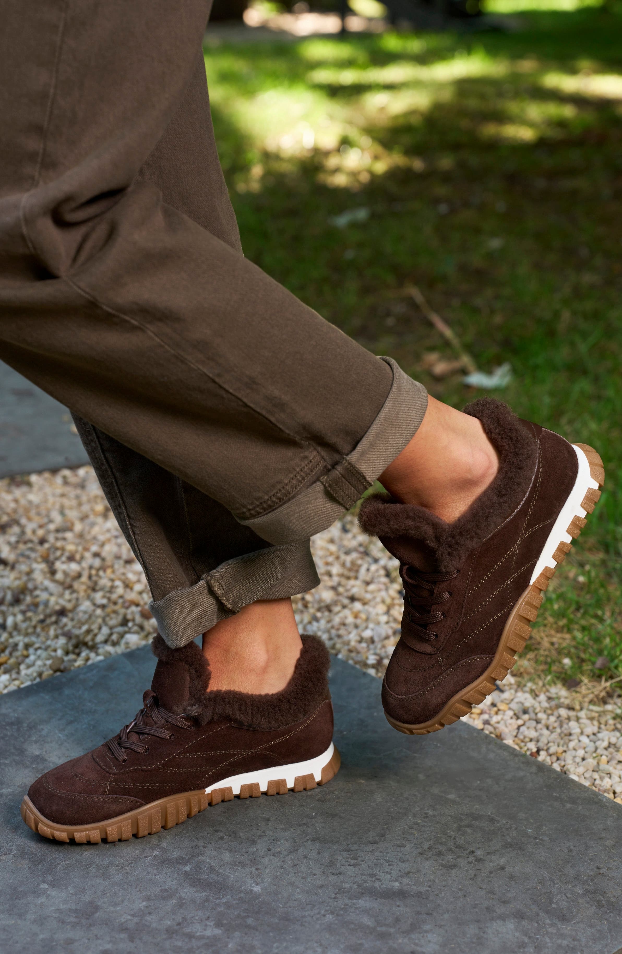 Qutie Genuine Shearling Lined Sneaker, Alternate, color, MOCHA