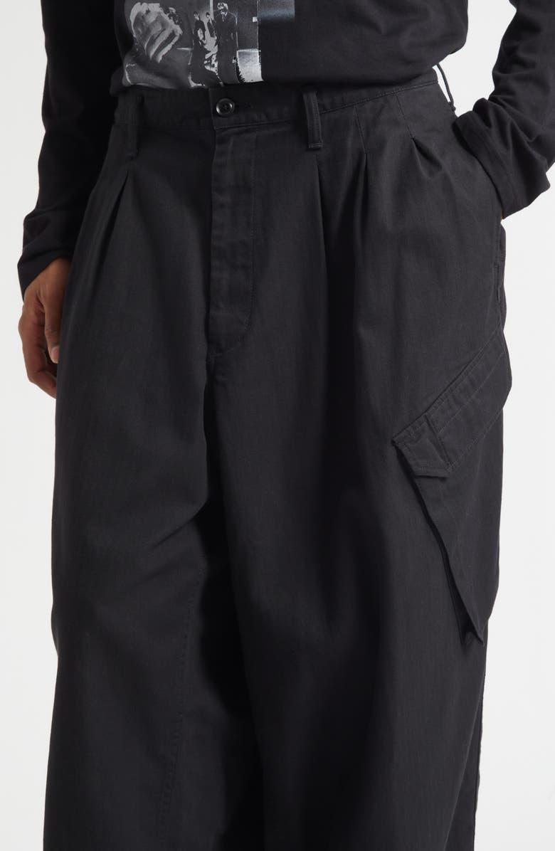 Yohji Yamamoto 12Tuck Cargo Work Pants, Alternate, color, Black