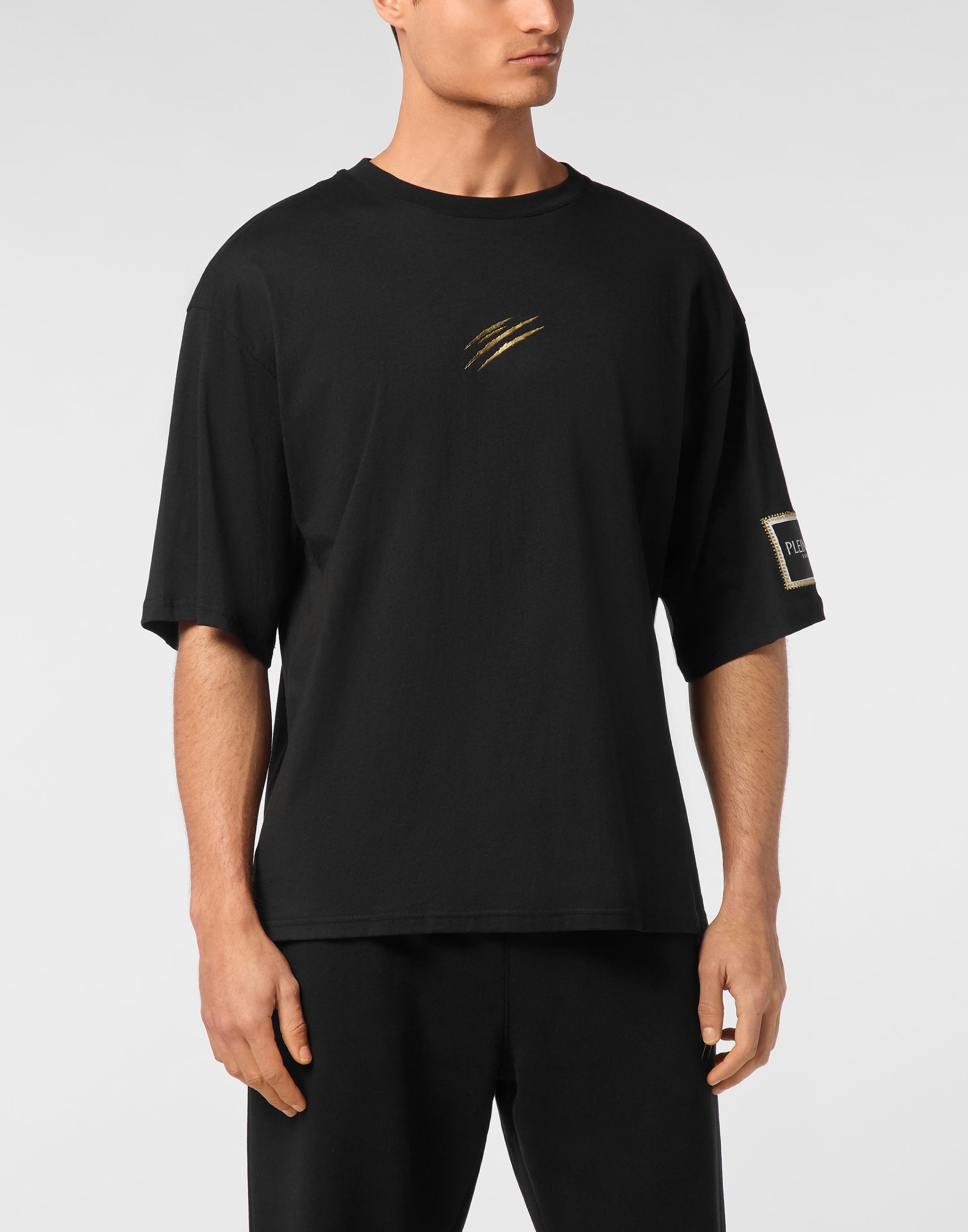 selected black/lightgold