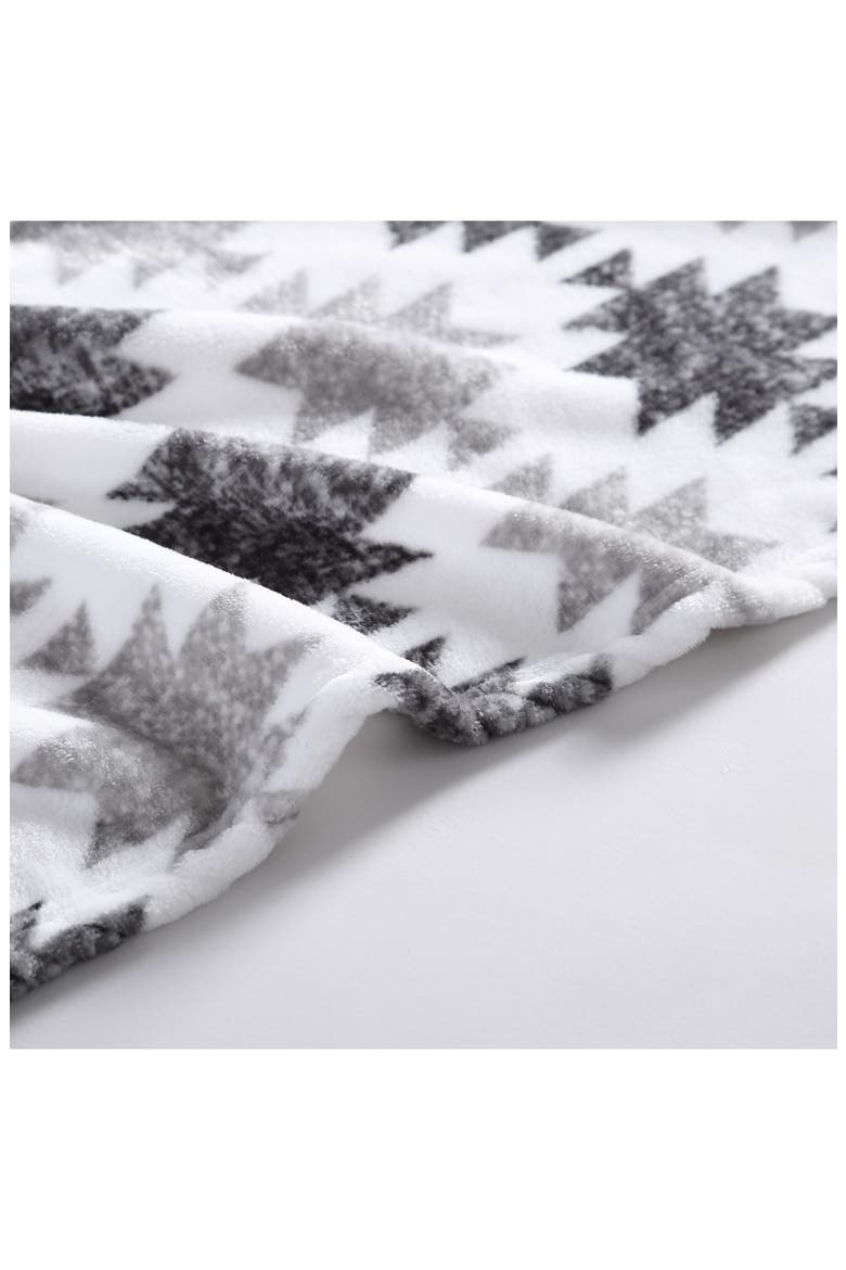 Canyon Ikat Plush Fleece Throw - 50" x 60", Alternate, color, GREY