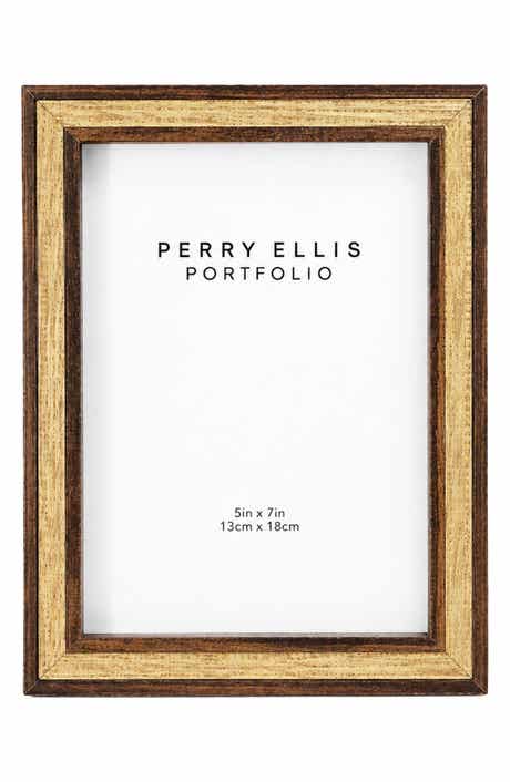 5 x 7-inch Textured Border Pine Wood Frame