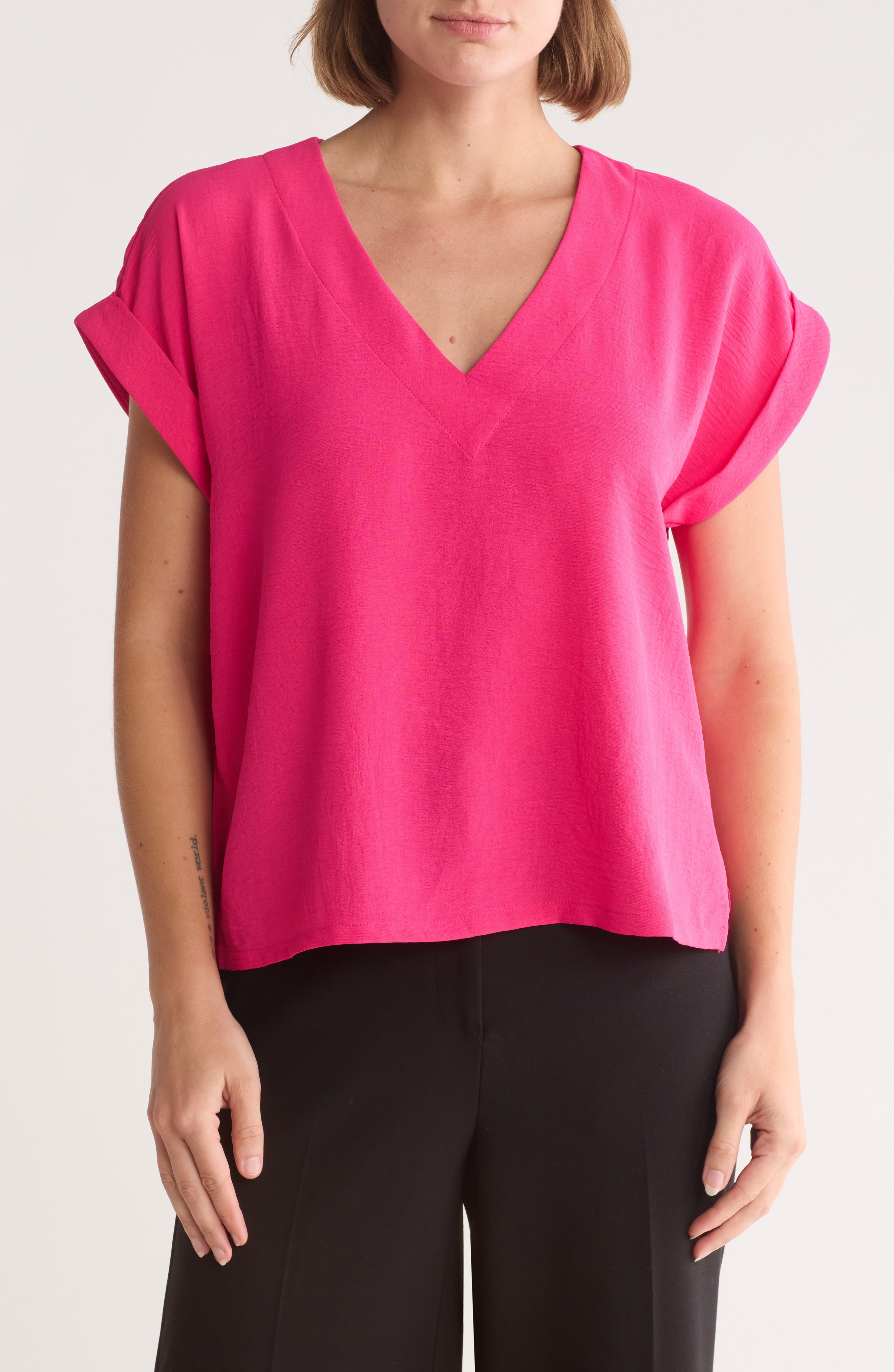 Bobeau Airflow V-Neck Top