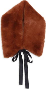 Petit Moments Norfolk Faux Fur Collar