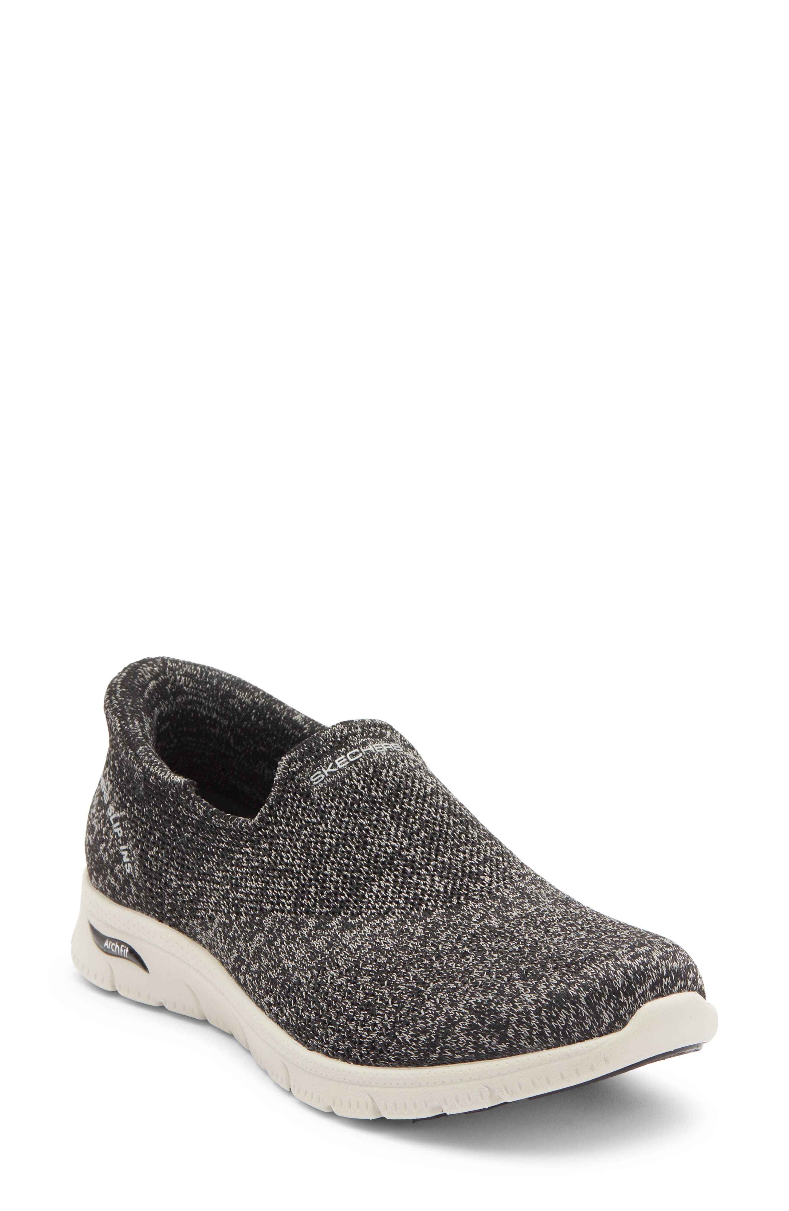SKECHERS Go Walk Arch Fit Slip-On Sneaker