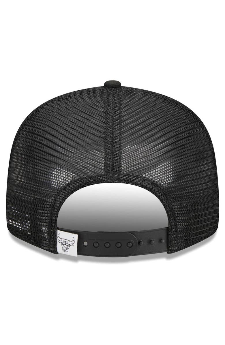 New Era Men's New Era Black Chicago Bulls Evergreen 9FIFTY Trucker Snapback Hat, Alternate, color, 