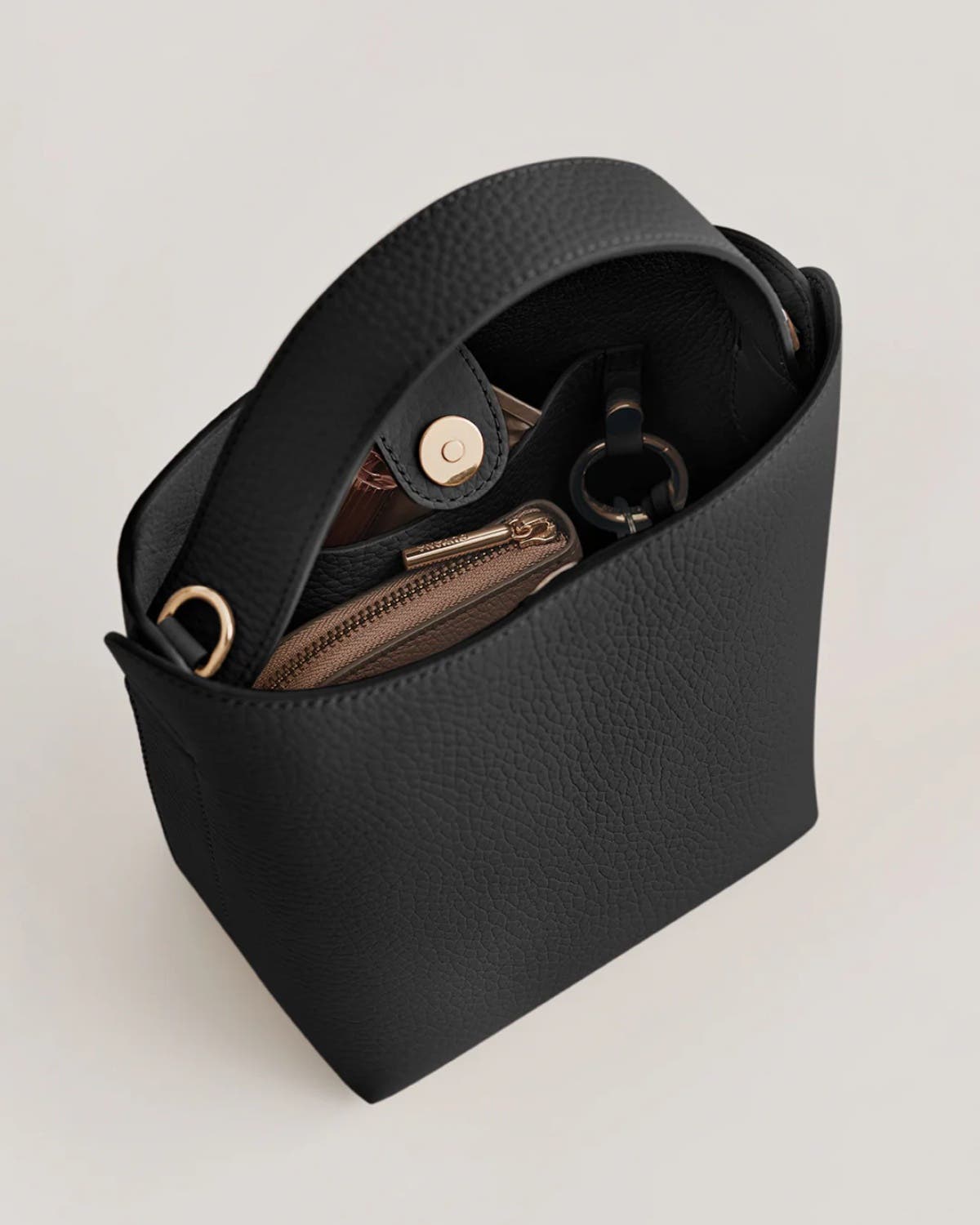 Cuyana Mini Linea Bucket Bag, Alternate, color, Black