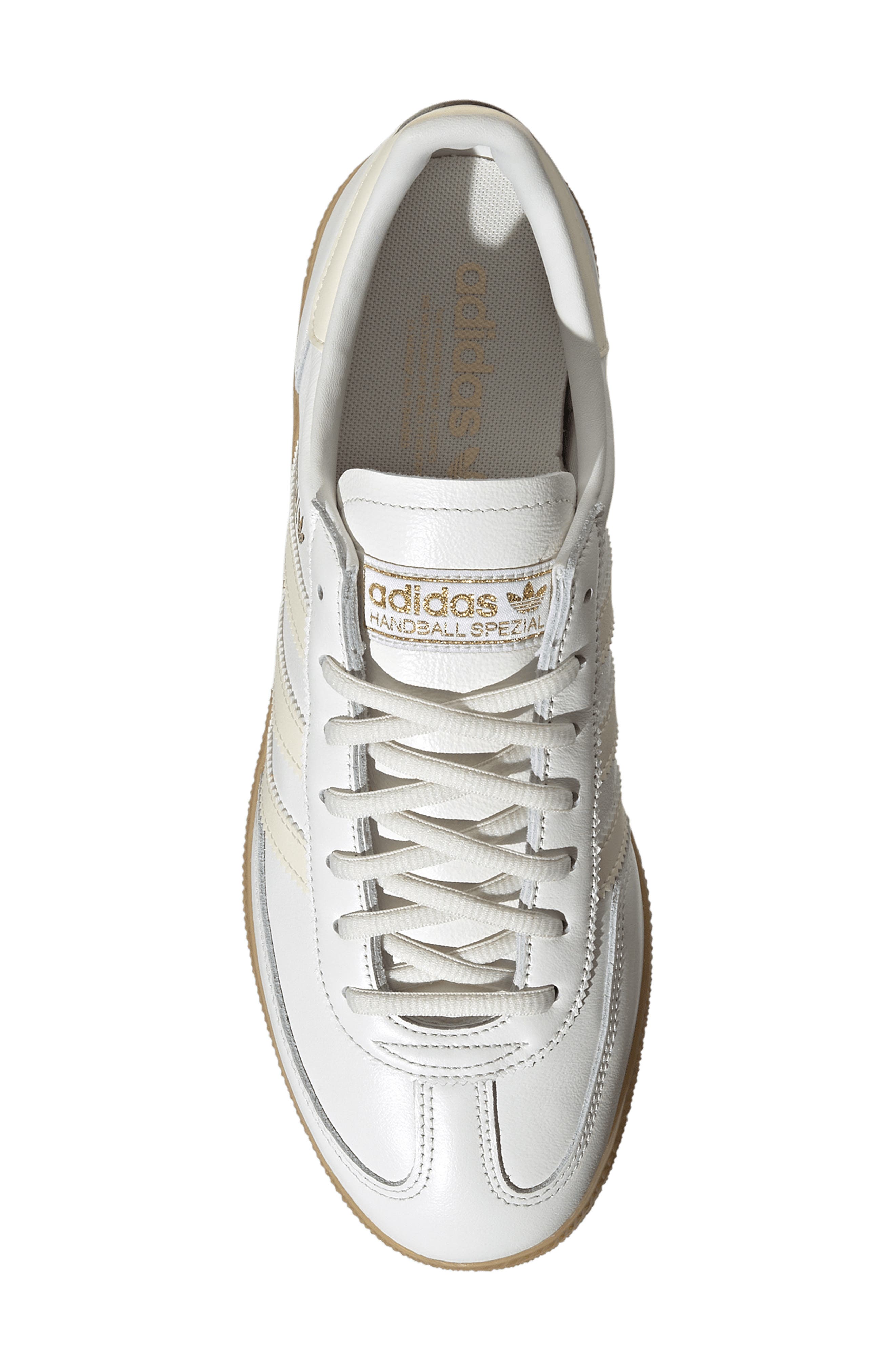 Gender Inclusive Handball Spezial Sneaker, Alternate, color, CORE WHITE/ WONDER BEIGE / GUM