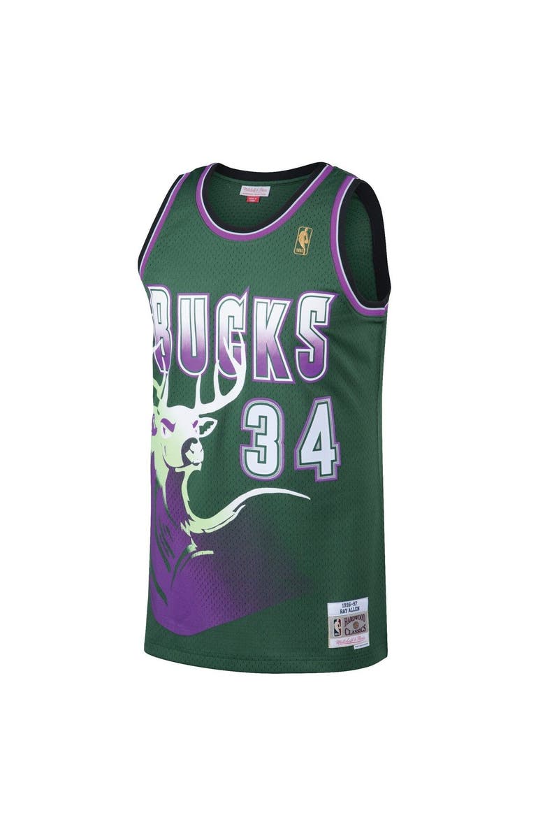 Mitchell & Ness Men's Mitchell & Ness Ray Allen Kelly Green Milwaukee Bucks 1996/97 Hardwood Classics Swingman Jersey, Alternate, color, Kelly Green