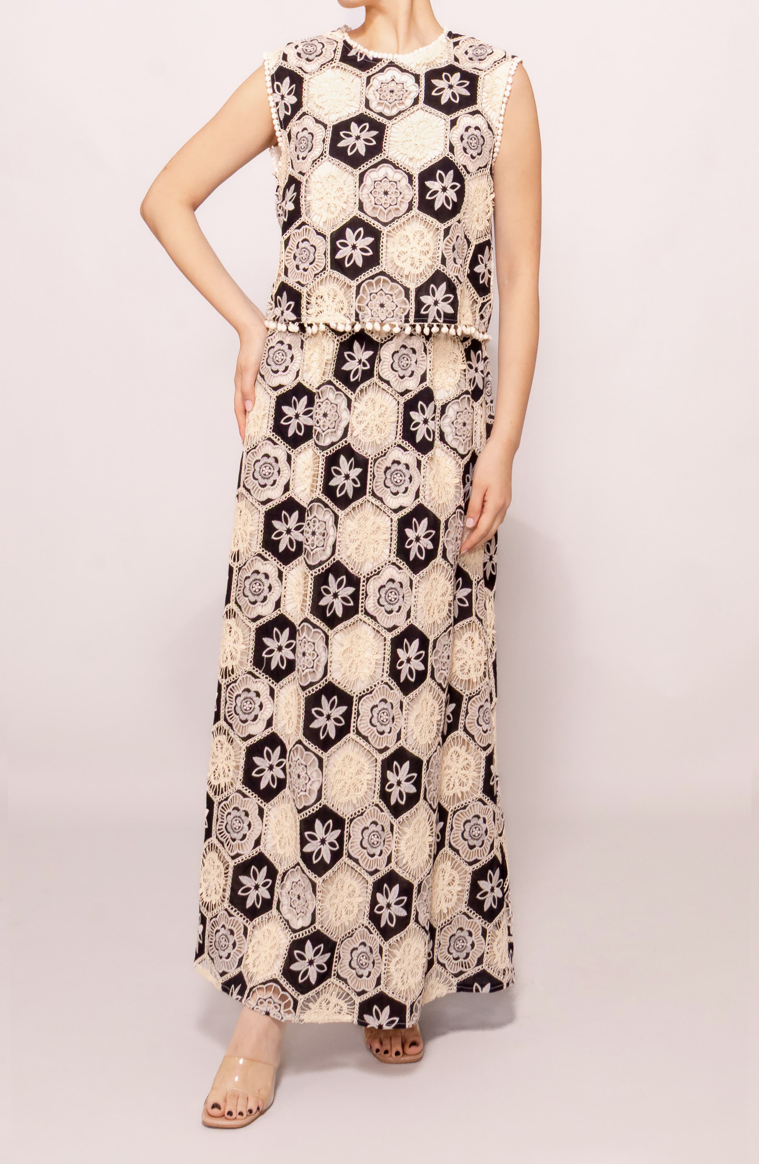 selected IVORY BLACK