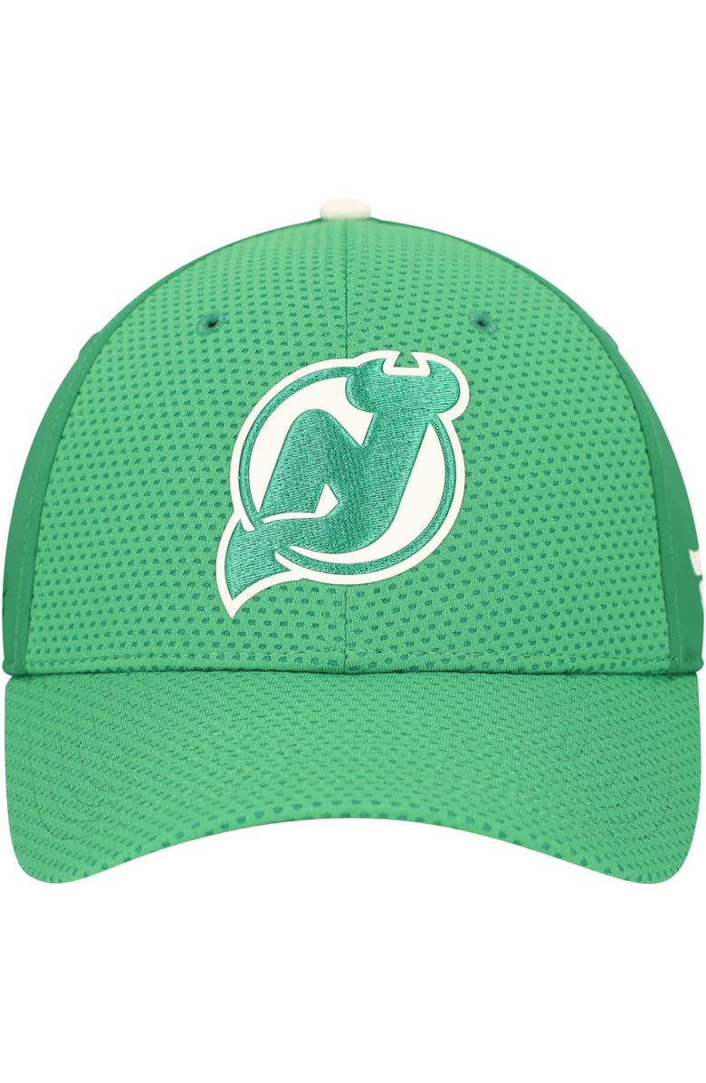 FANATICS Men's Fanatics Kelly Green New Jersey Devils Authentic Pro St. Patrick's Day Flex Hat, Alternate, color, Kelly Green
