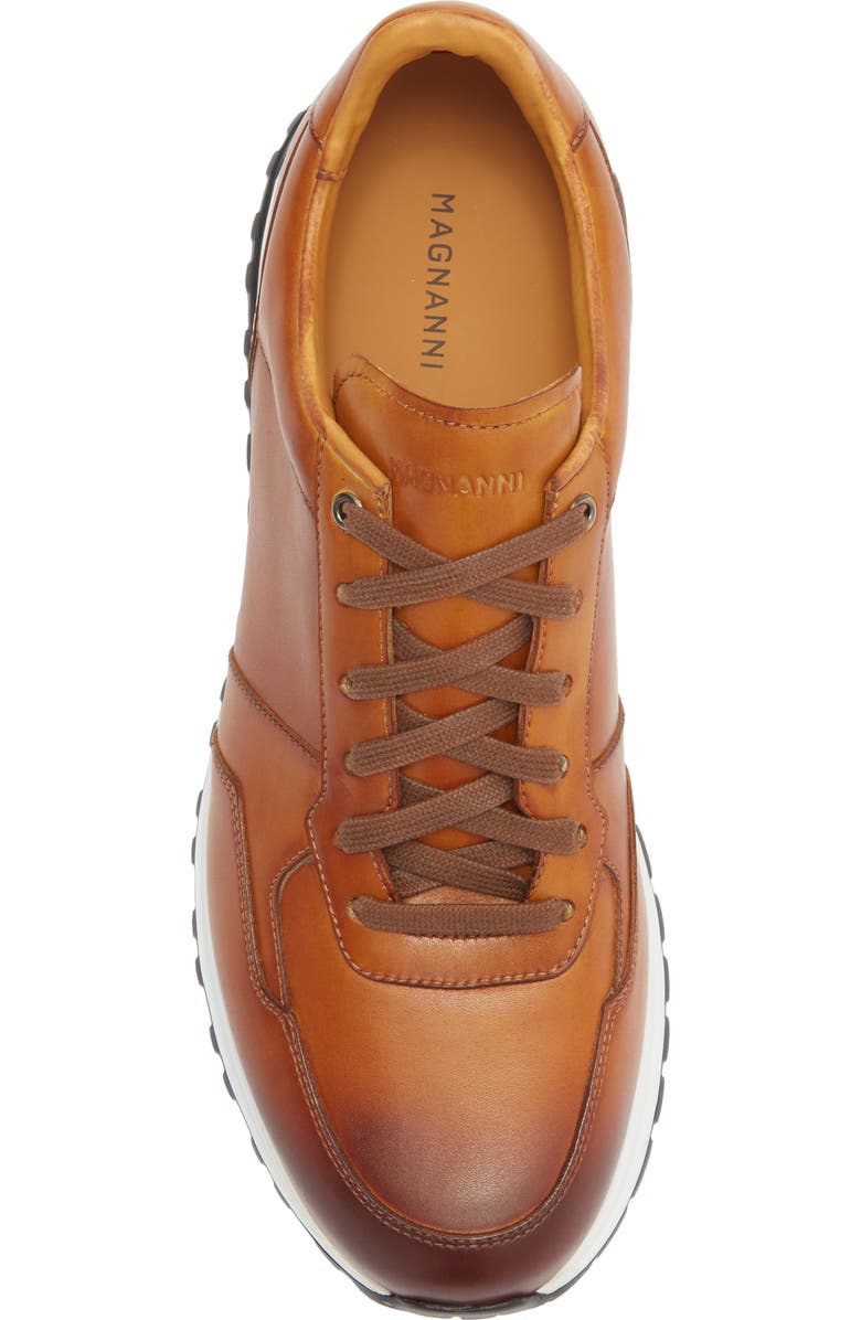 Magnanni Fado Leather Sneaker, Alternate, color, Cuero