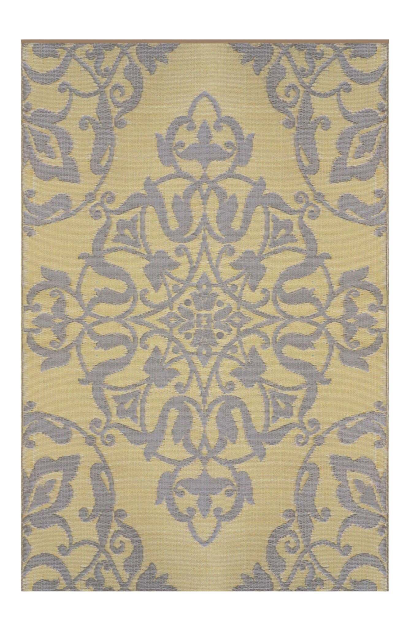 selected soft yellow and white