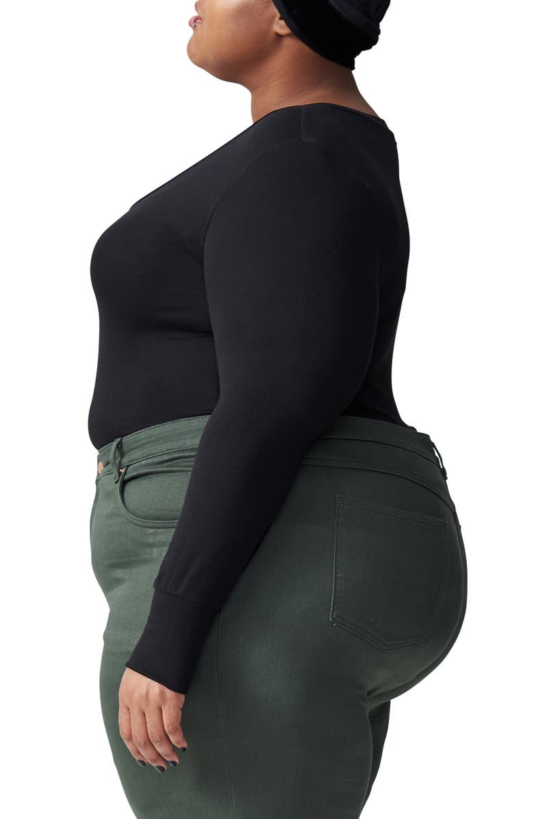 Universal Standard Foundation V-Neck Long Sleeve T-Shirt, Alternate, color, 