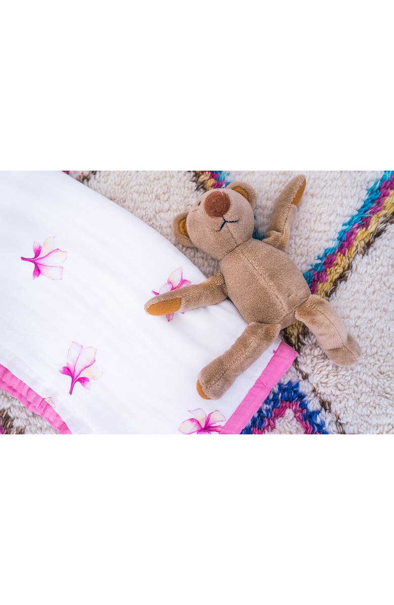 Coco Moon Plumeria Quilt, Alternate, color, Plumeria