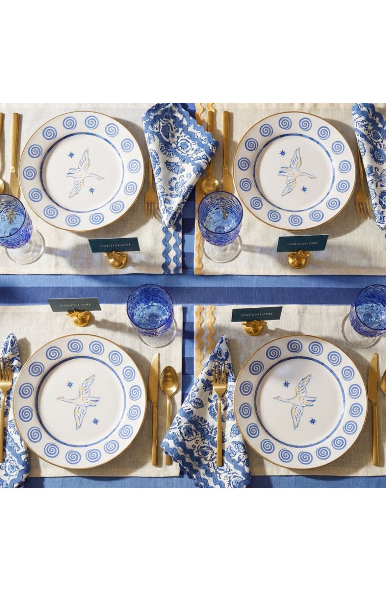 Zsa Zsa Zsu Agra Bird Patterned Round Metal Decorative Tray Set Of 4, Alternate, color, White