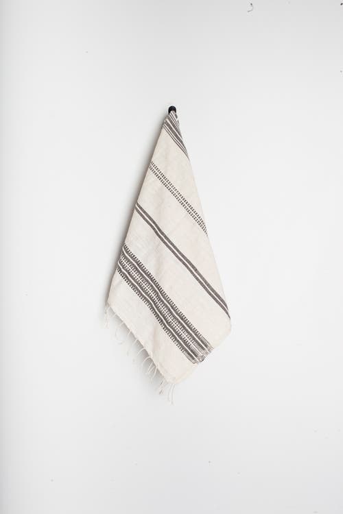 Creative Women Aden Cotton Hand Towel In Gray