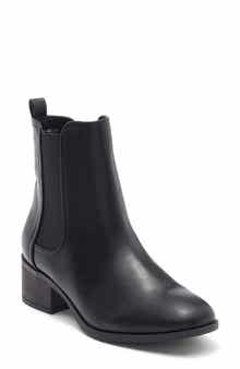 Reaction Kenneth Cole Salas Block Heel Chelsea Boot