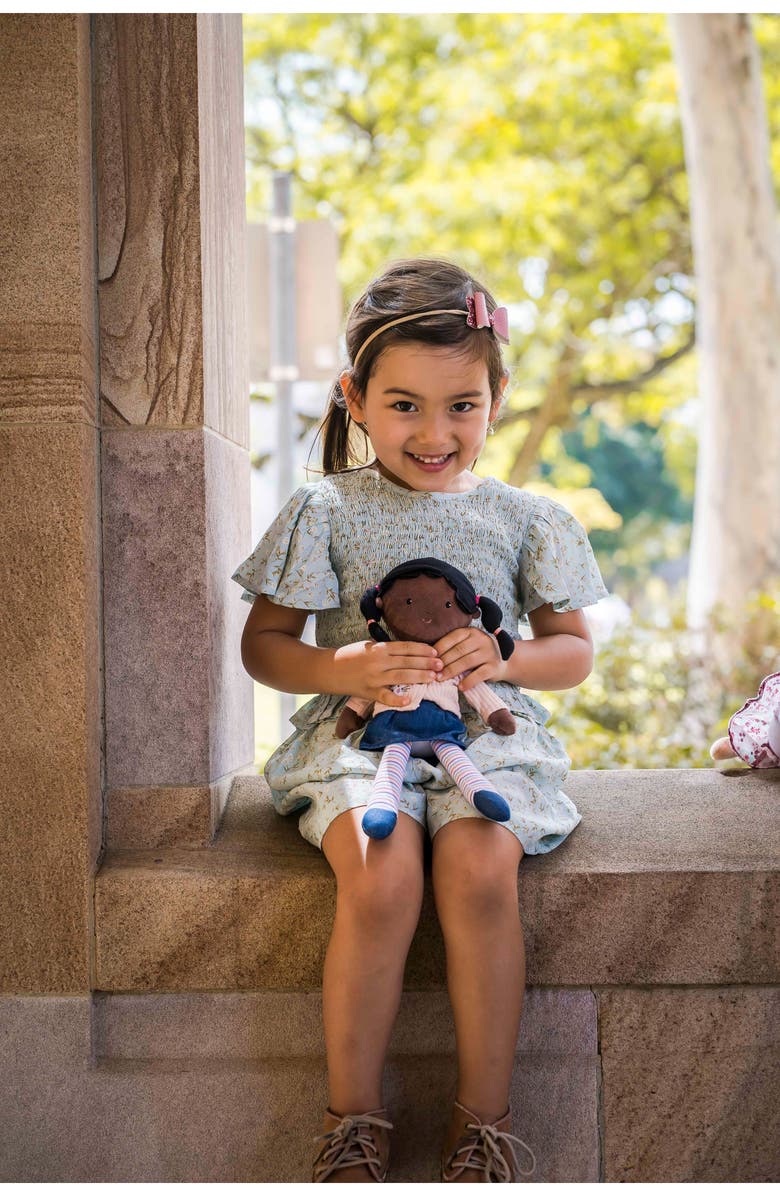 Tikiri Alicia Doll, Alternate, color, 