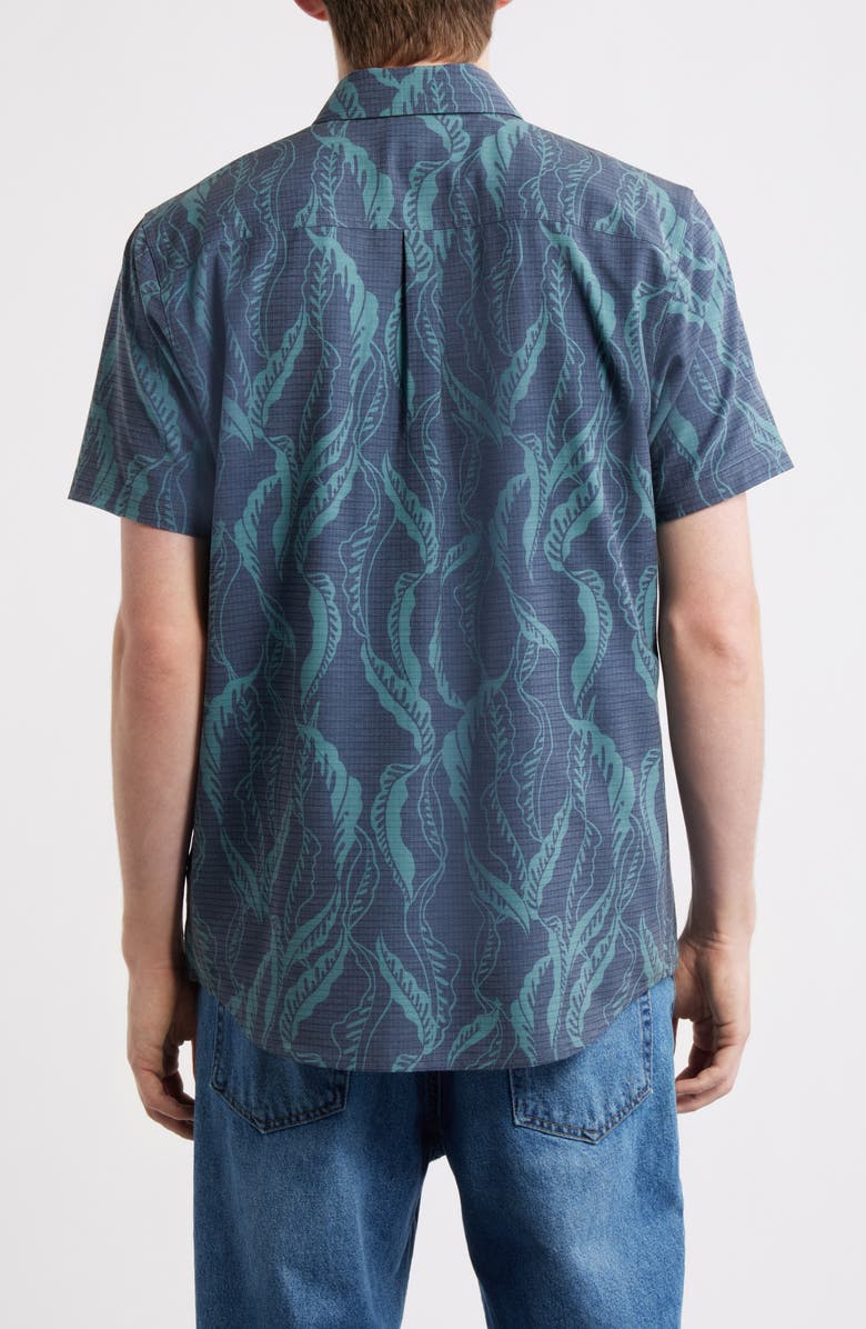 Rip Curl Sessions Aerotech Short Sleeve Performance Button-Up Shirt, Alternate, color, Dark Navy