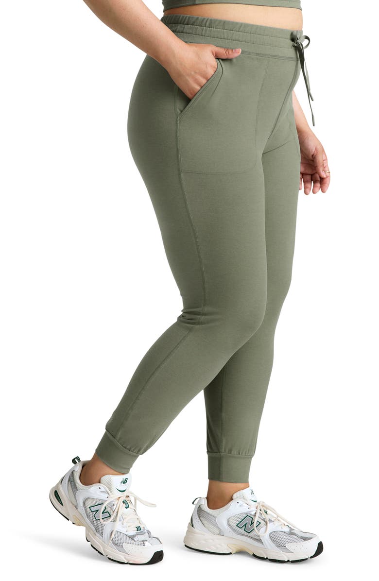 Beyond Yoga Commuter Space Dye Midi Joggers, Alternate, color, Grey Sage Heather