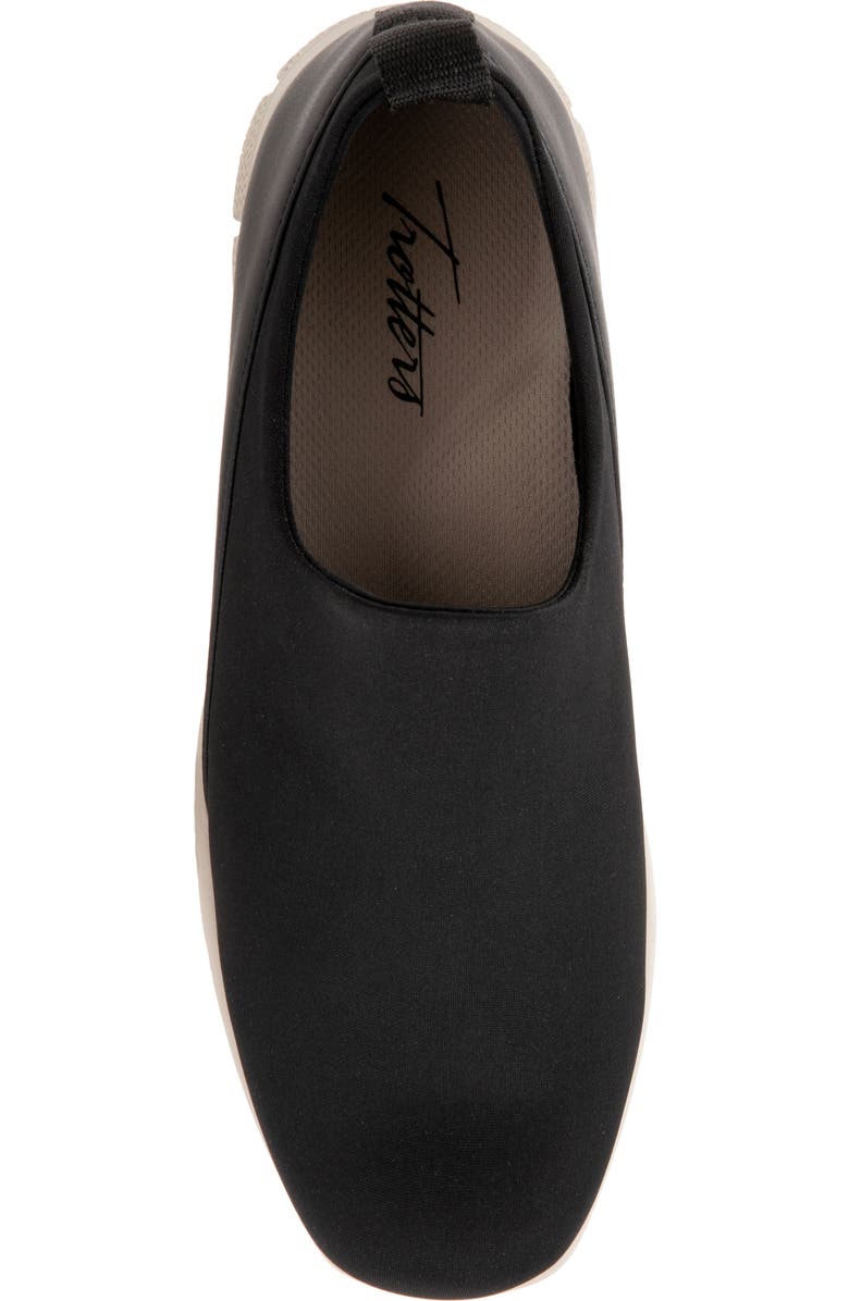 Trotters Ultima Slip-On Sneaker, Alternate, color,