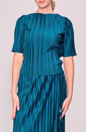 Melloday Elbow Sleeve Plissé Top In Blue