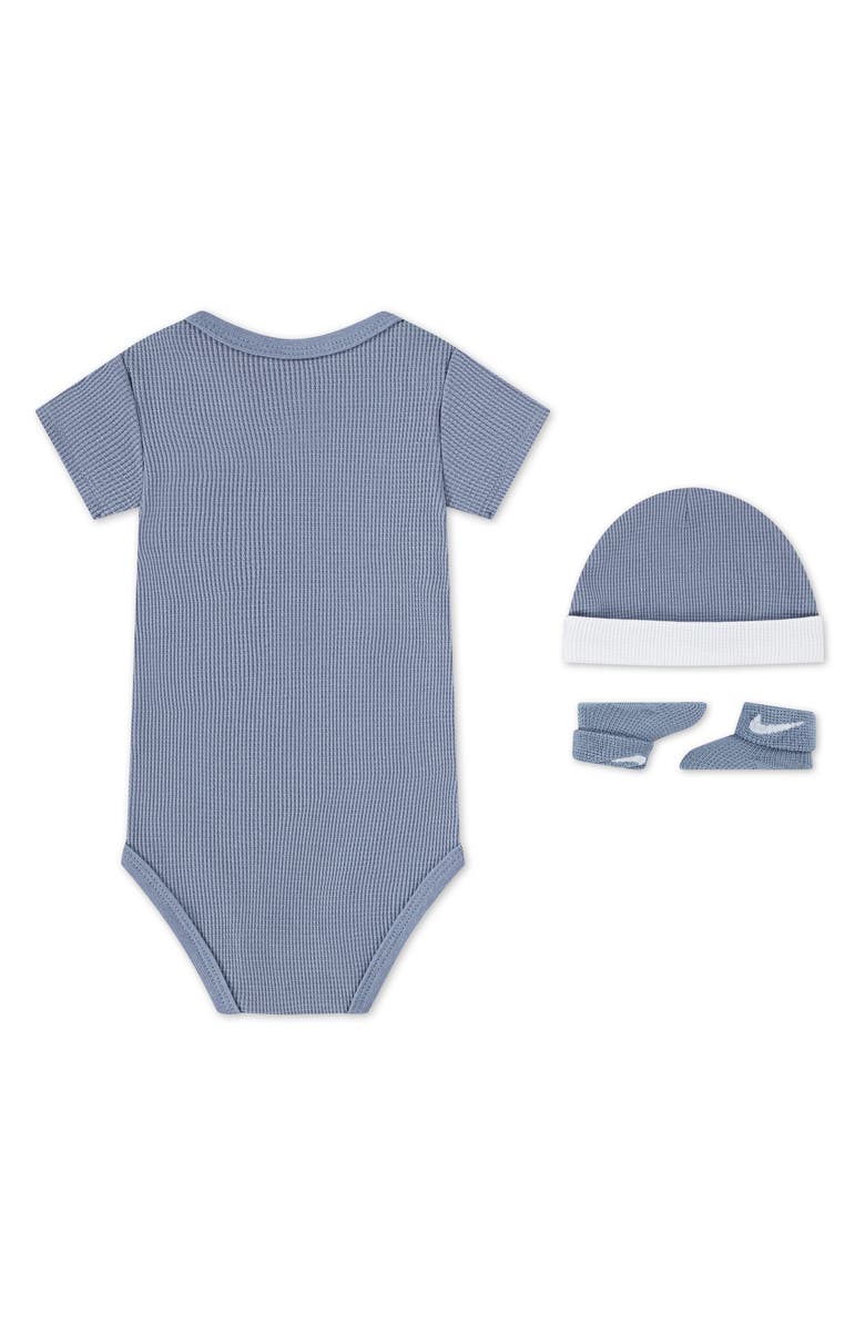 Nike Waffle Knit Bodysuit, Hat & Booties Boxes Set, Alternate, color, Ashen Slate