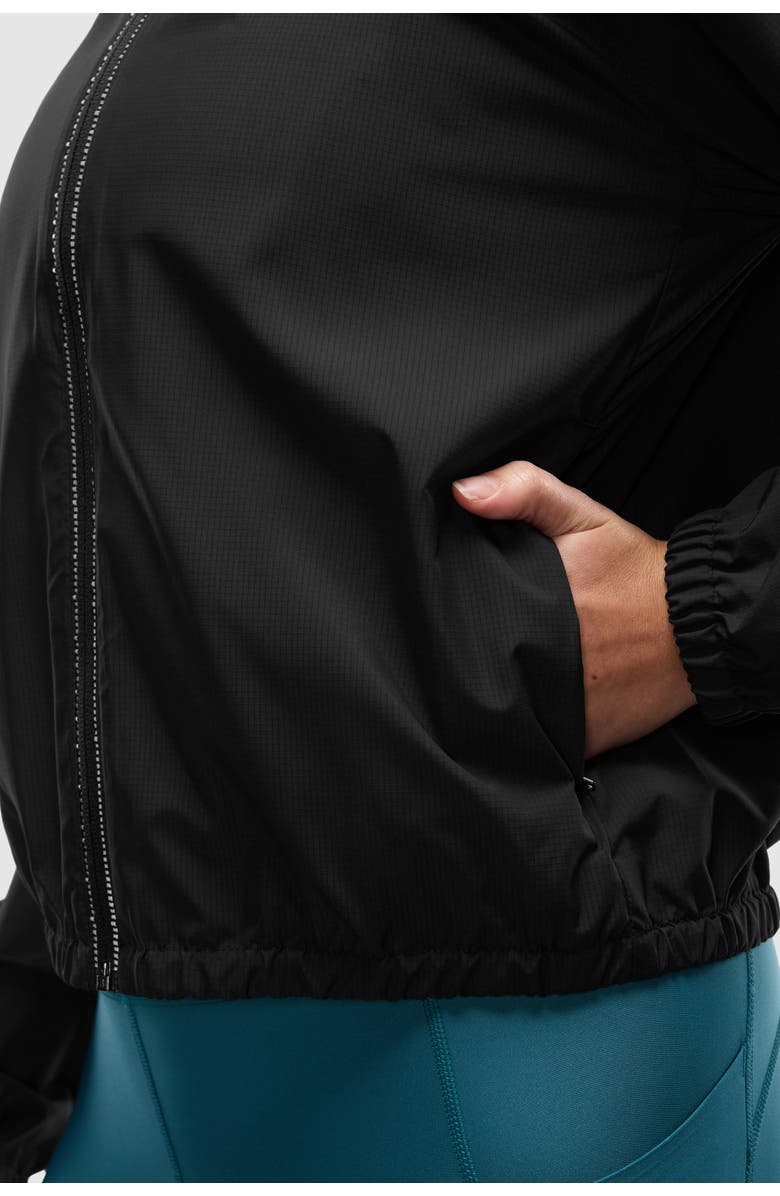 Peloton Woven Seamed Run Shell, Alternate, color, Black