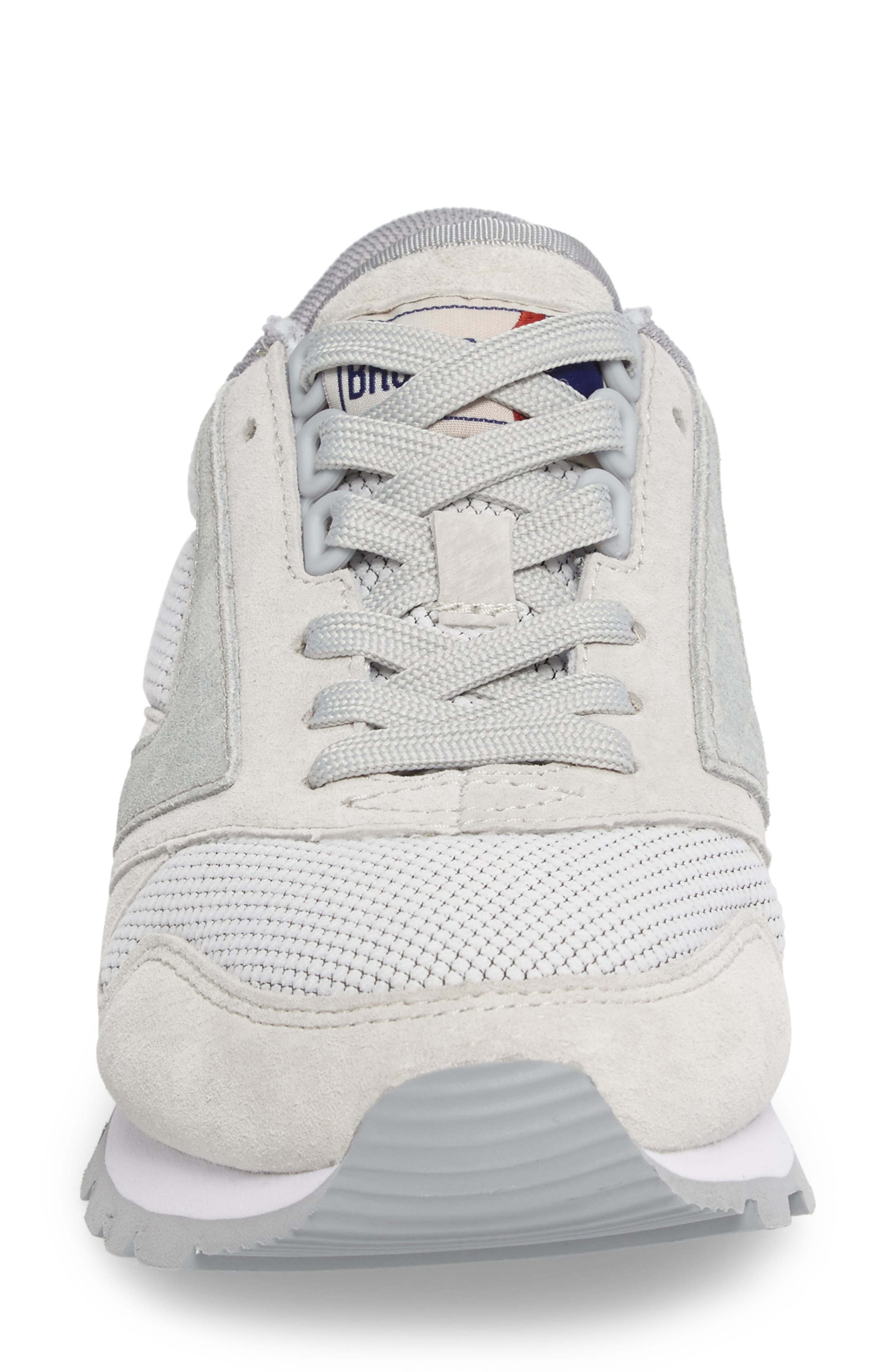 Brooks 'Chariot' Sneaker, Alternate, color, 