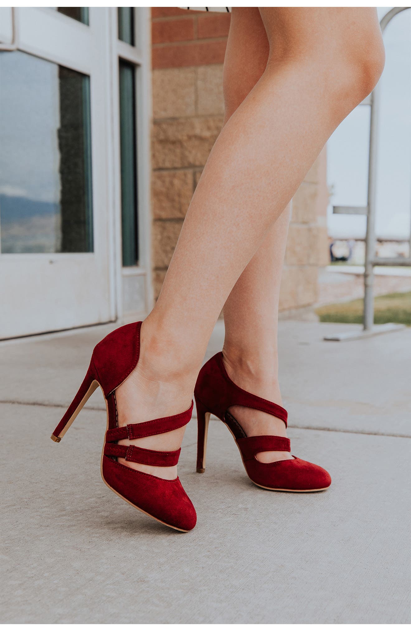 Journee Collection JOURNEE Zeera Dual Strap Pump, Alternate, color, Black