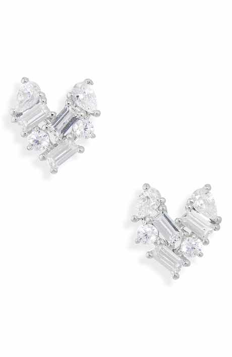 V-Day Cluster Heart Stud Earrings