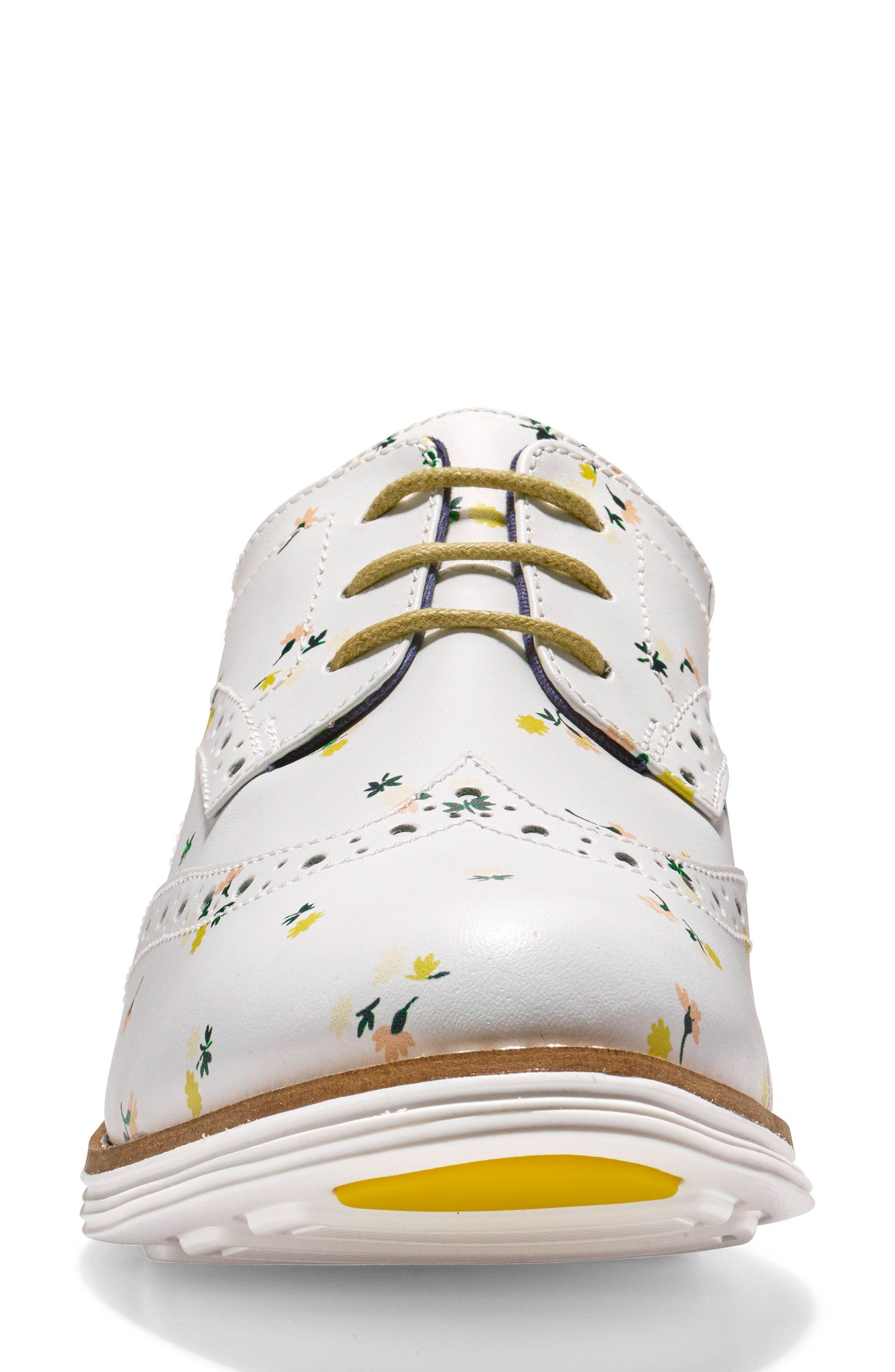 Cole Haan 'Original Grand' Wingtip Oxford, Alternate, color, 