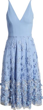 Dress the Population Darleen V-Neck Embroidered Mesh Cocktail Dress