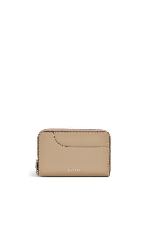 Pockets Medium Zip Around Wallet