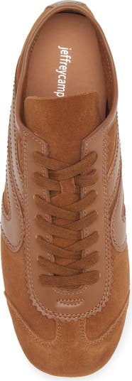 Aleta Sneaker