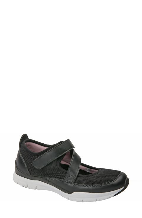 Findlay Slip-On Shoe (Women)
