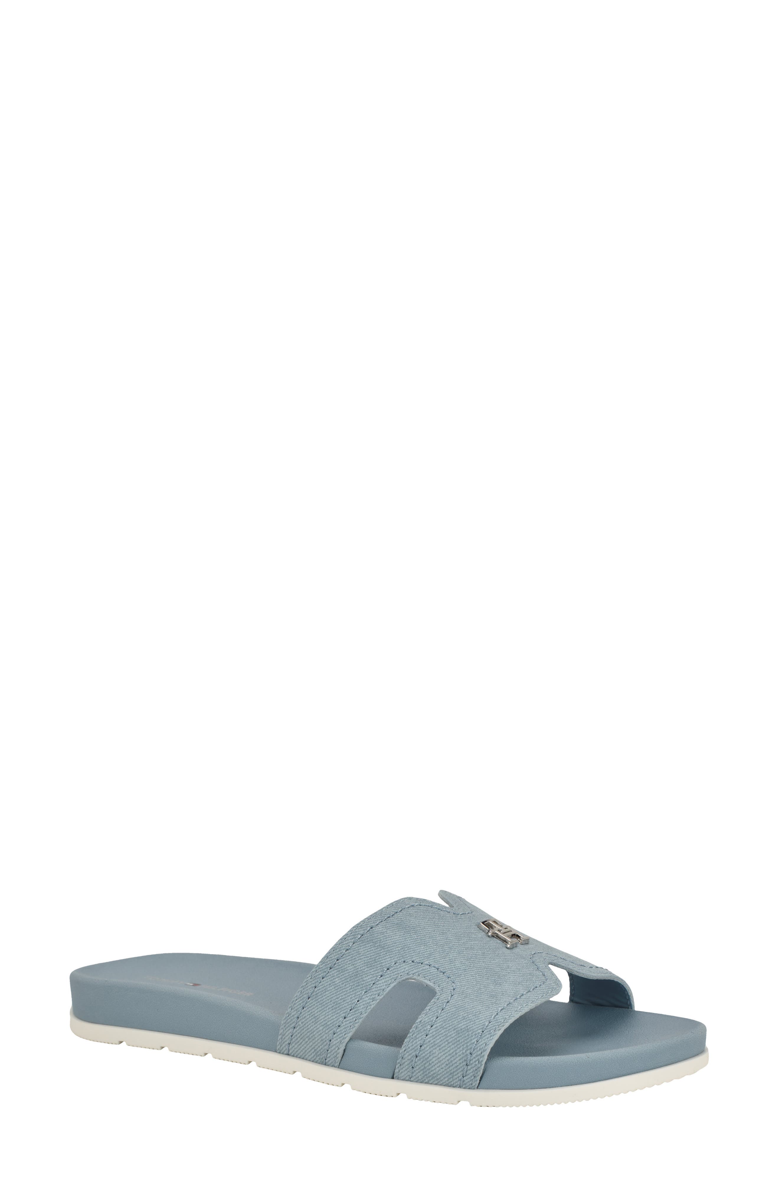LIGHT BLUE 450