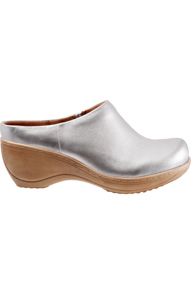 SoftWalk<sup>®</sup> SoftWalk Madison Clog, Alternate, color,