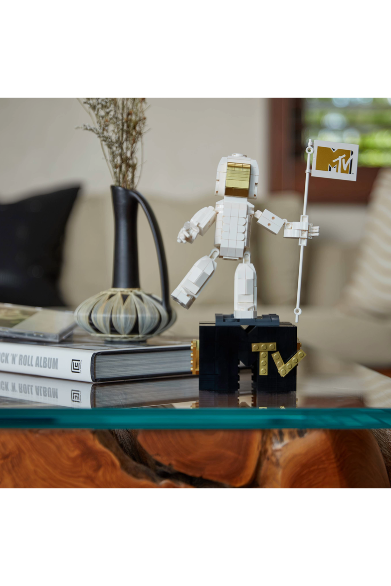 MTV Moon Person Building Set, Alternate, color, Yellow