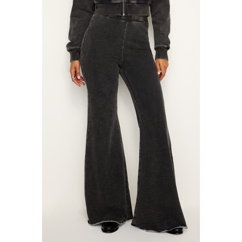 GOOD AMERICAN GOOD AMERICAN JEANIUS FLARE PANTS