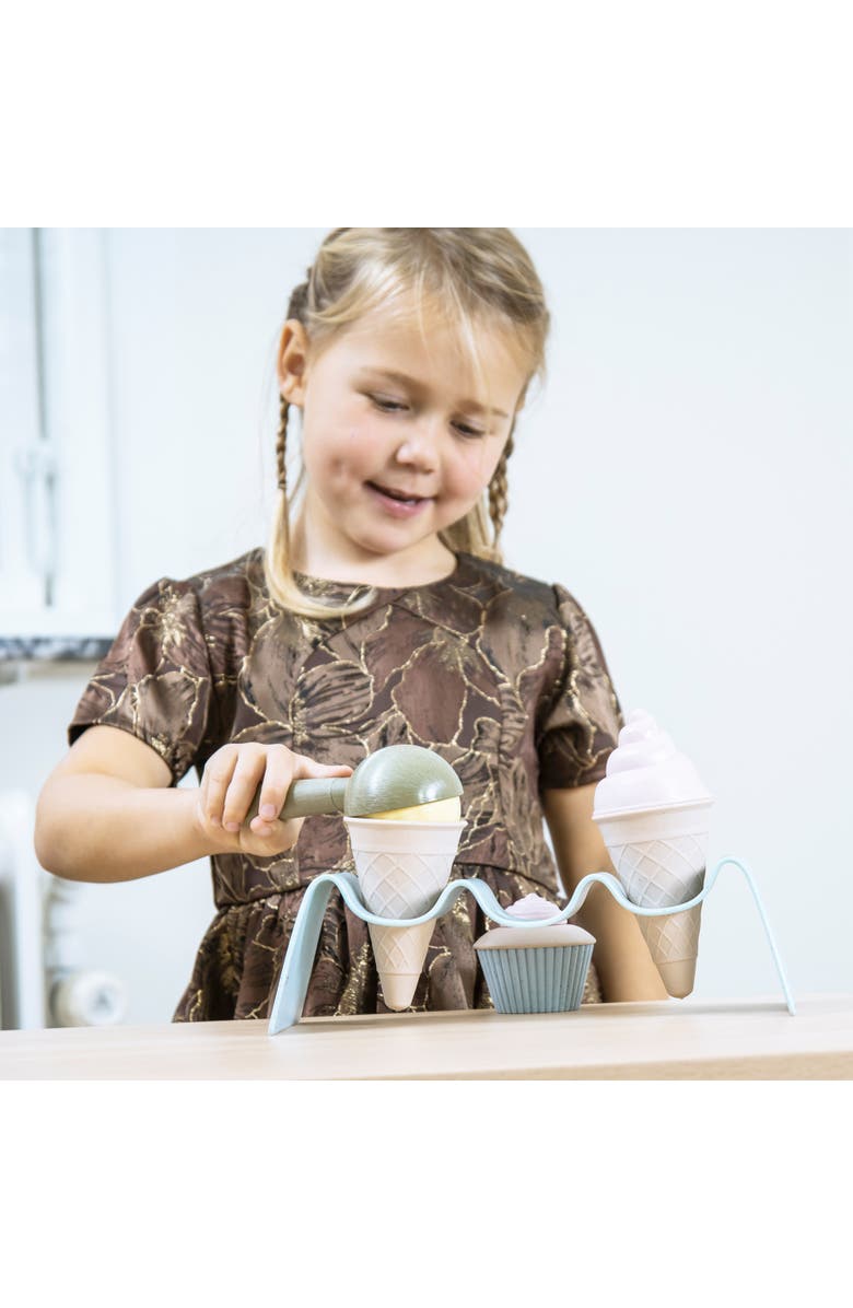 Dantoy BIO Ice Cream & Cupcake Food Playset, 15 Pieces, Alternate, color, Multicolored