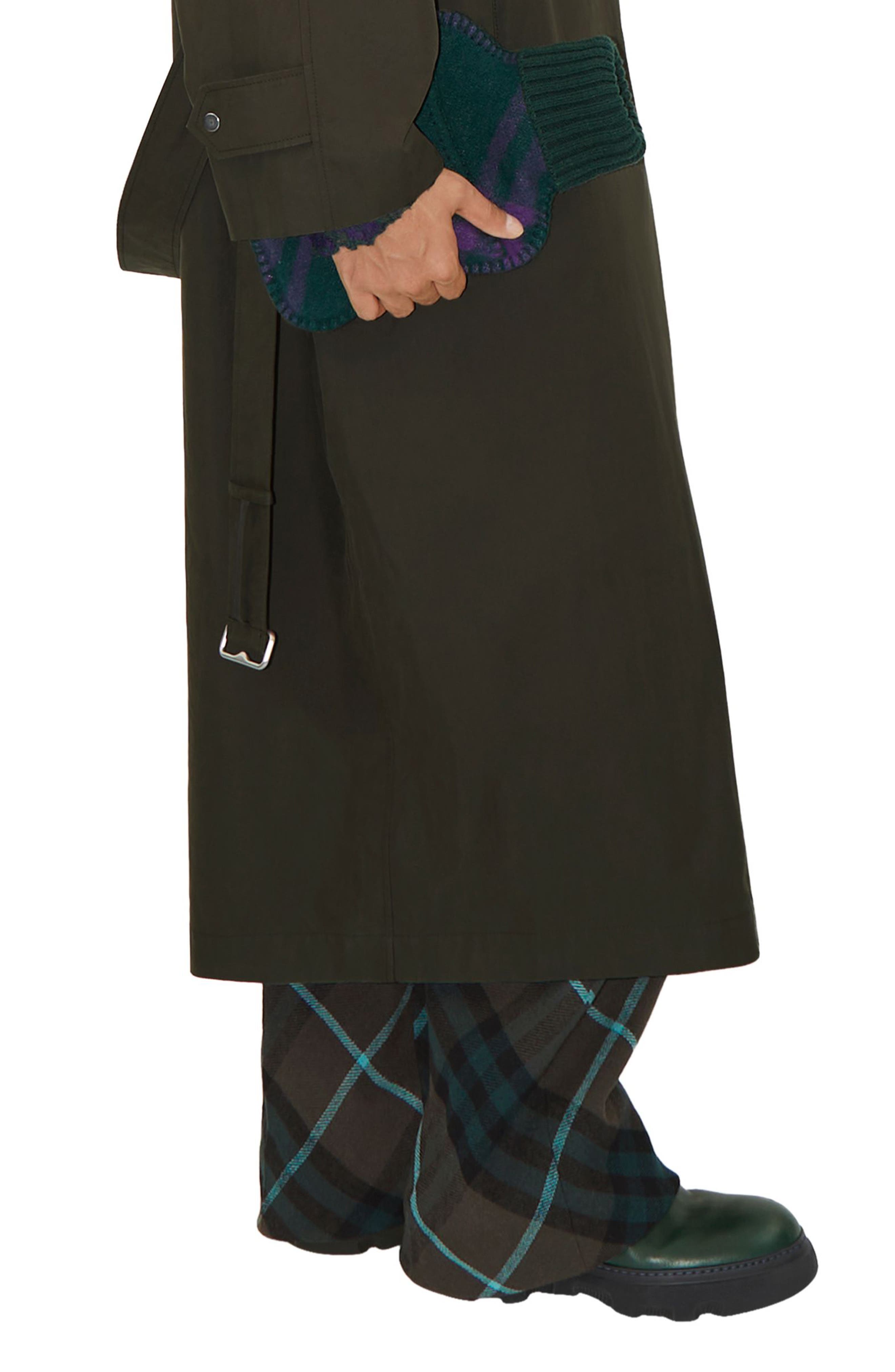 Burberry Gabriel Chelsea Boot, Alternate, color, Vine