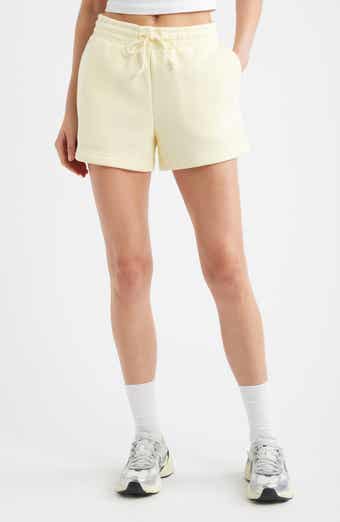 Sportswear Phoenix Fleece Mid-Rise 4-Inch Shorts