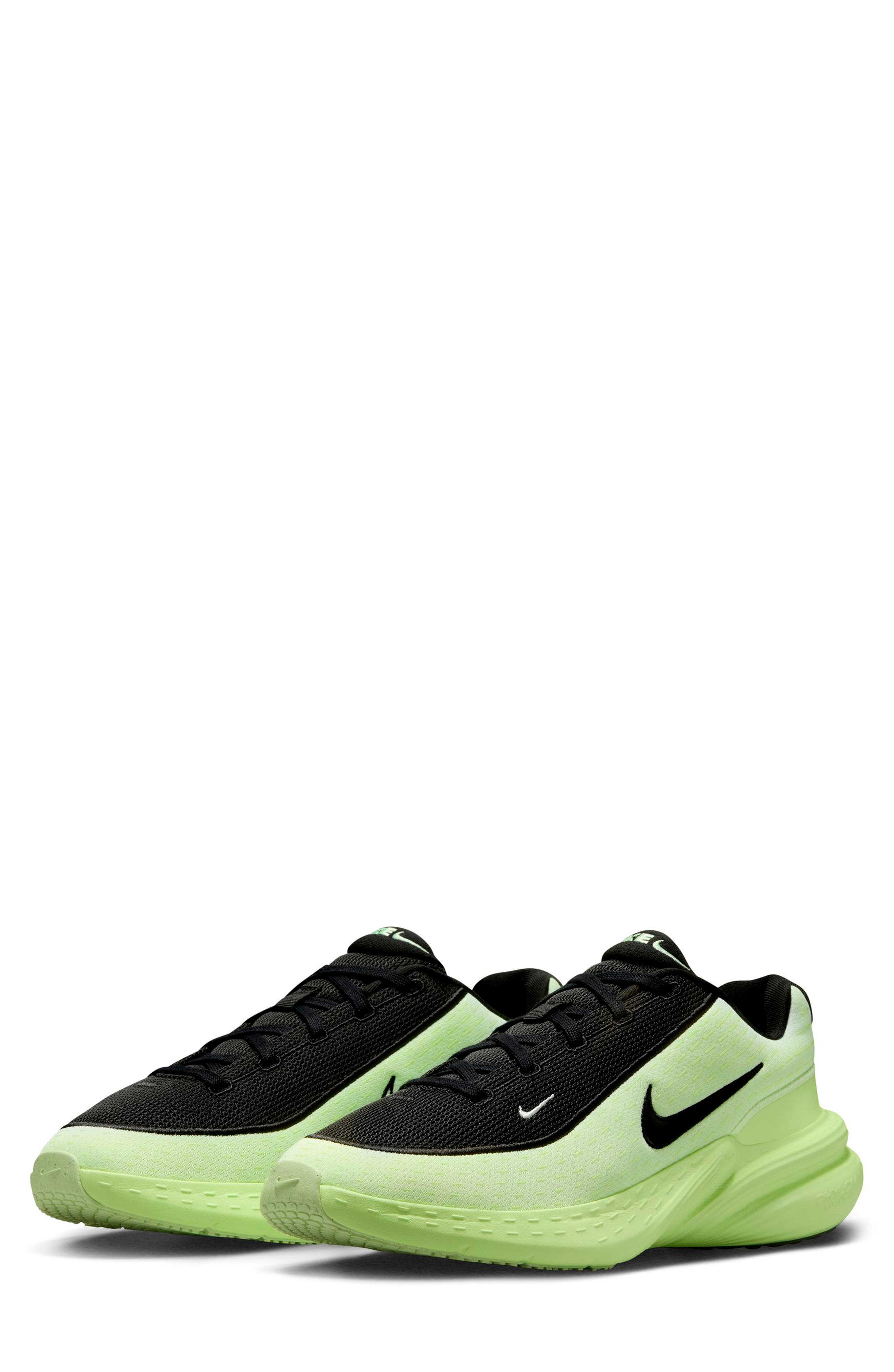 Nike Uplift SC Sneaker