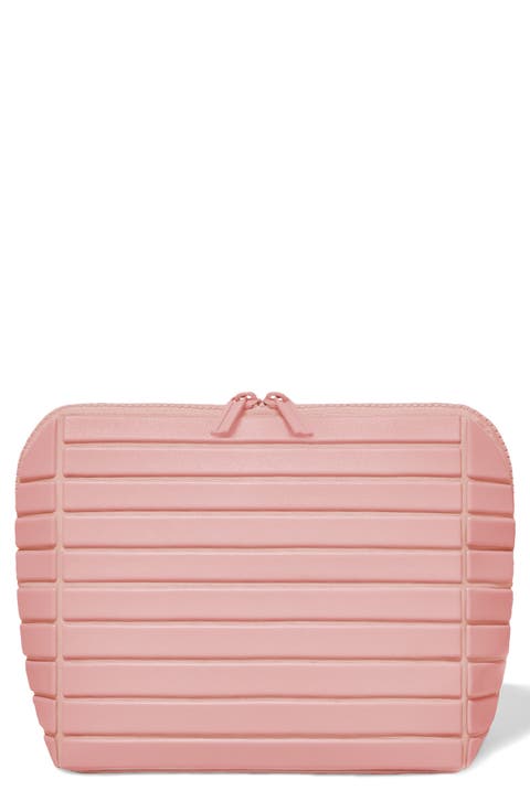 The Medium Traveller Toiletry Kit