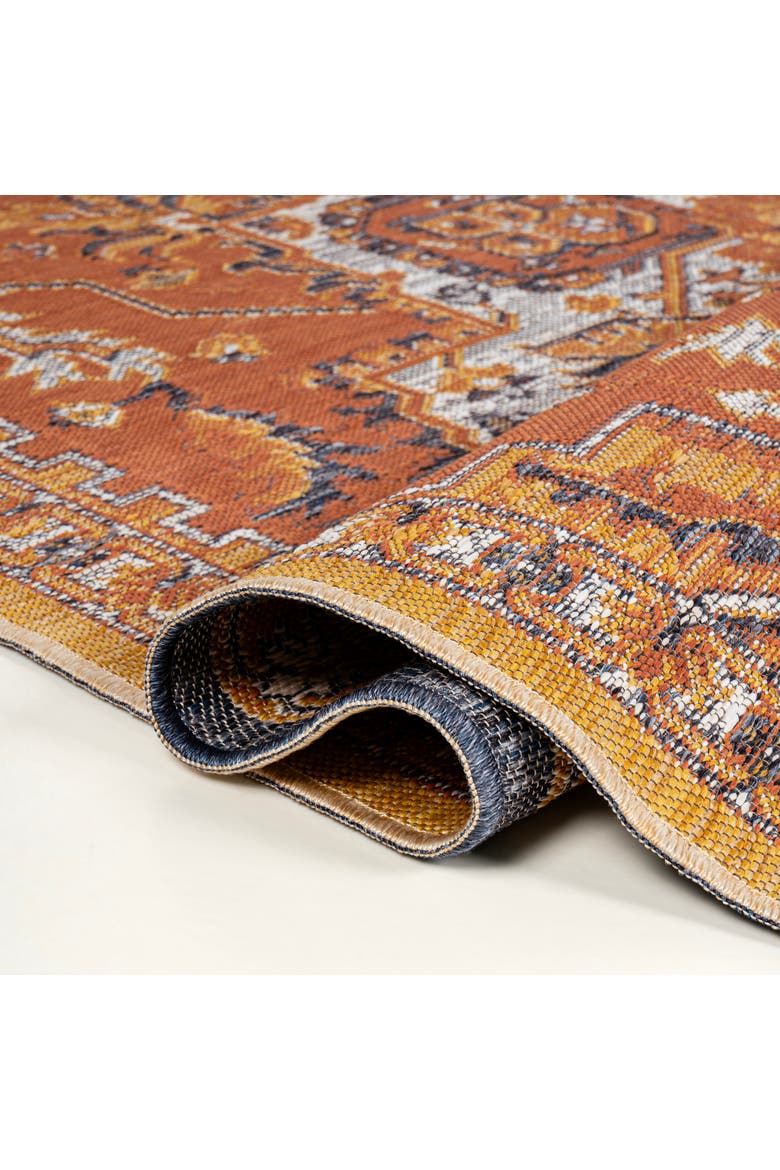 Bijan Traditional Vintage Medallion Reversible Machine-Washable Indoor/Outdoor Area Rug, Alternate, color, Terra/Blue/Cream