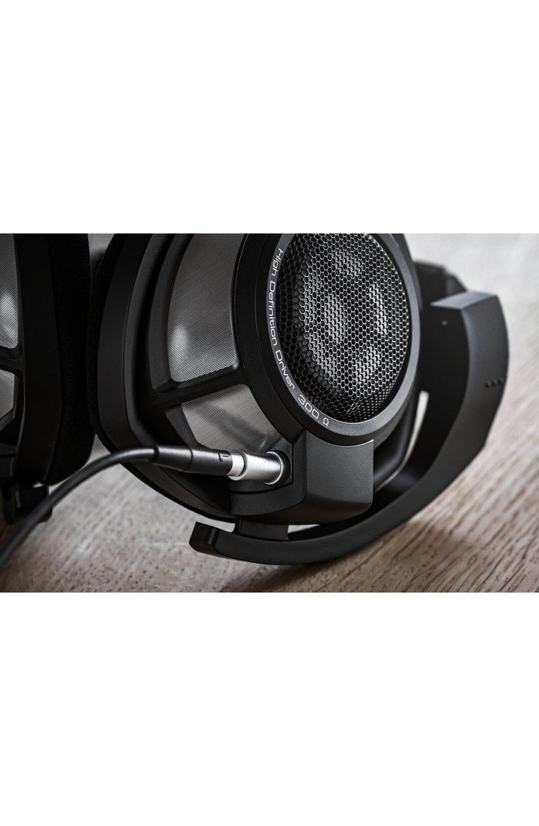 Sennheiser HD 800 S Over-the-Ear Audiophile Reference Headphones, Alternate, color, Black