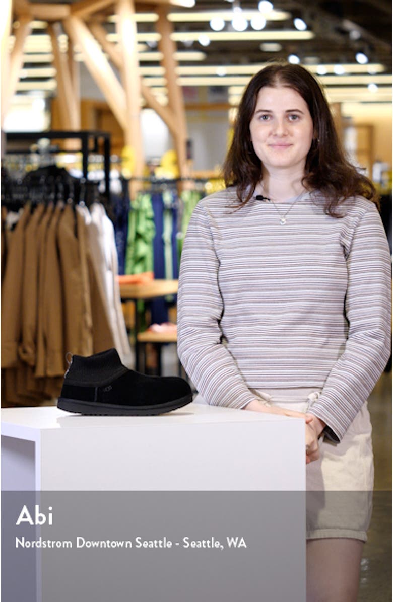 KIds' Classic Ultra Stretch Mini Boot, sales video thumbnail