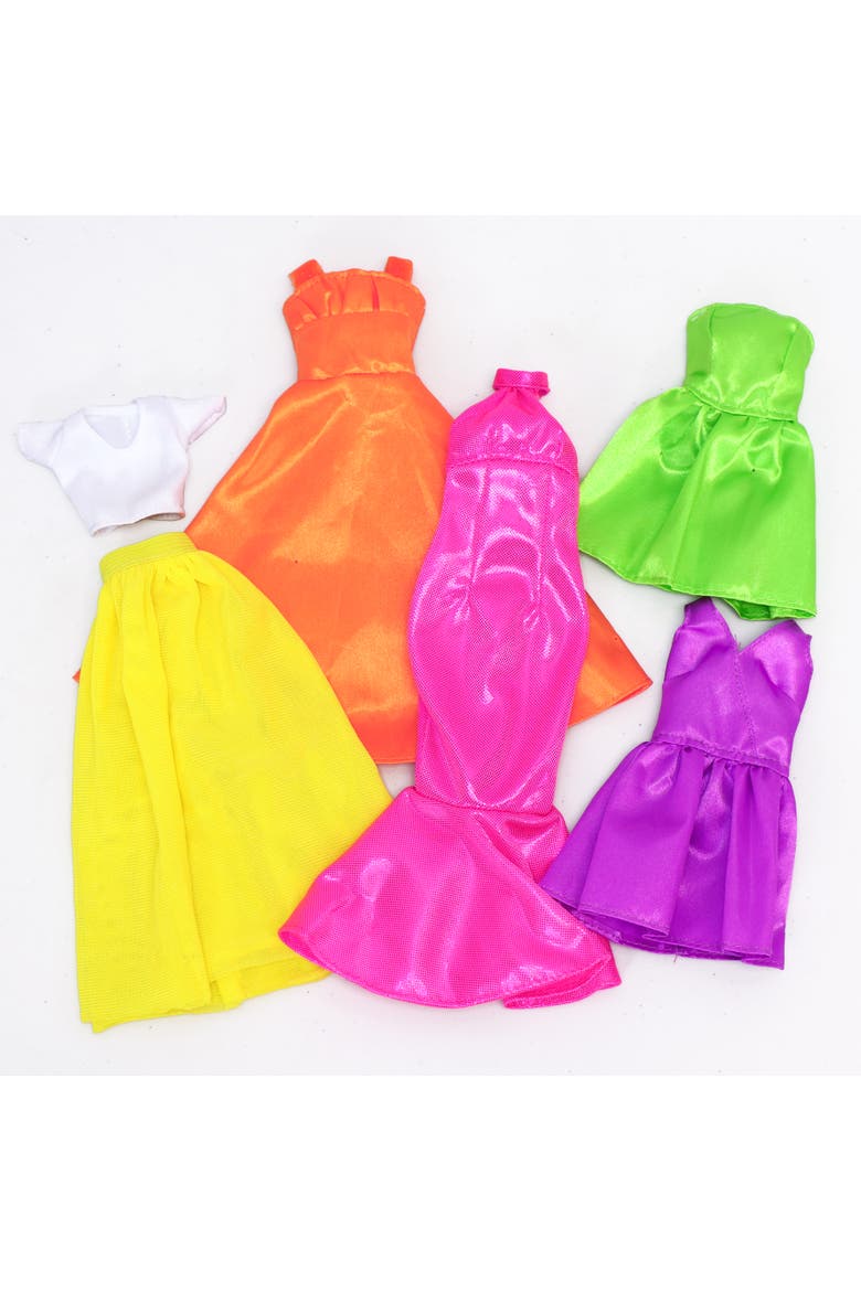 Be a Fashion Designer Doll Dress Up Kit, 5 Outfits, Alternate, color, Multicolored
